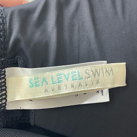 Sea Level Swim Essentials Spliced One-Piece Swimsuit Black Women’s Size 4 - Picture 4 of 6
